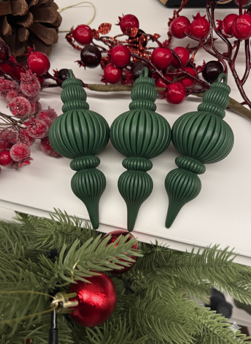 Trzy Świąteczne Bombki