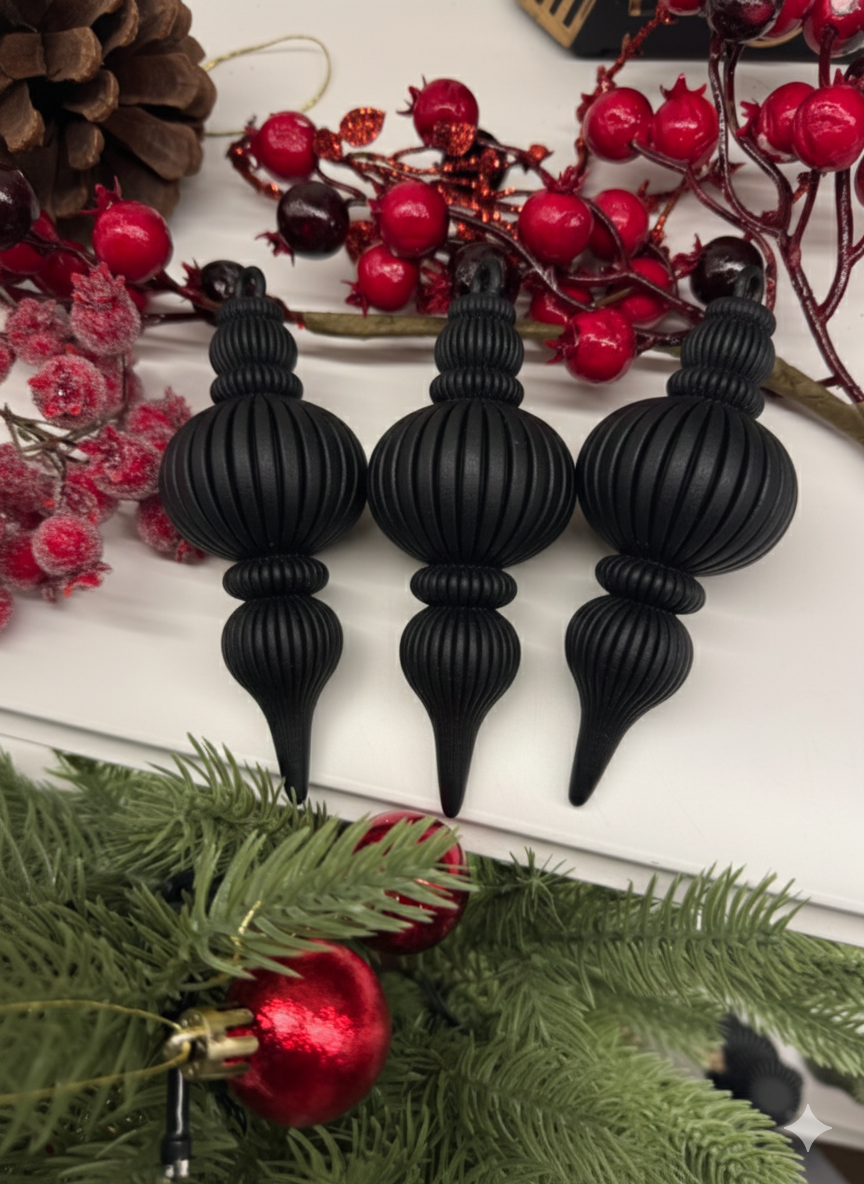 Trzy Świąteczne Bombki