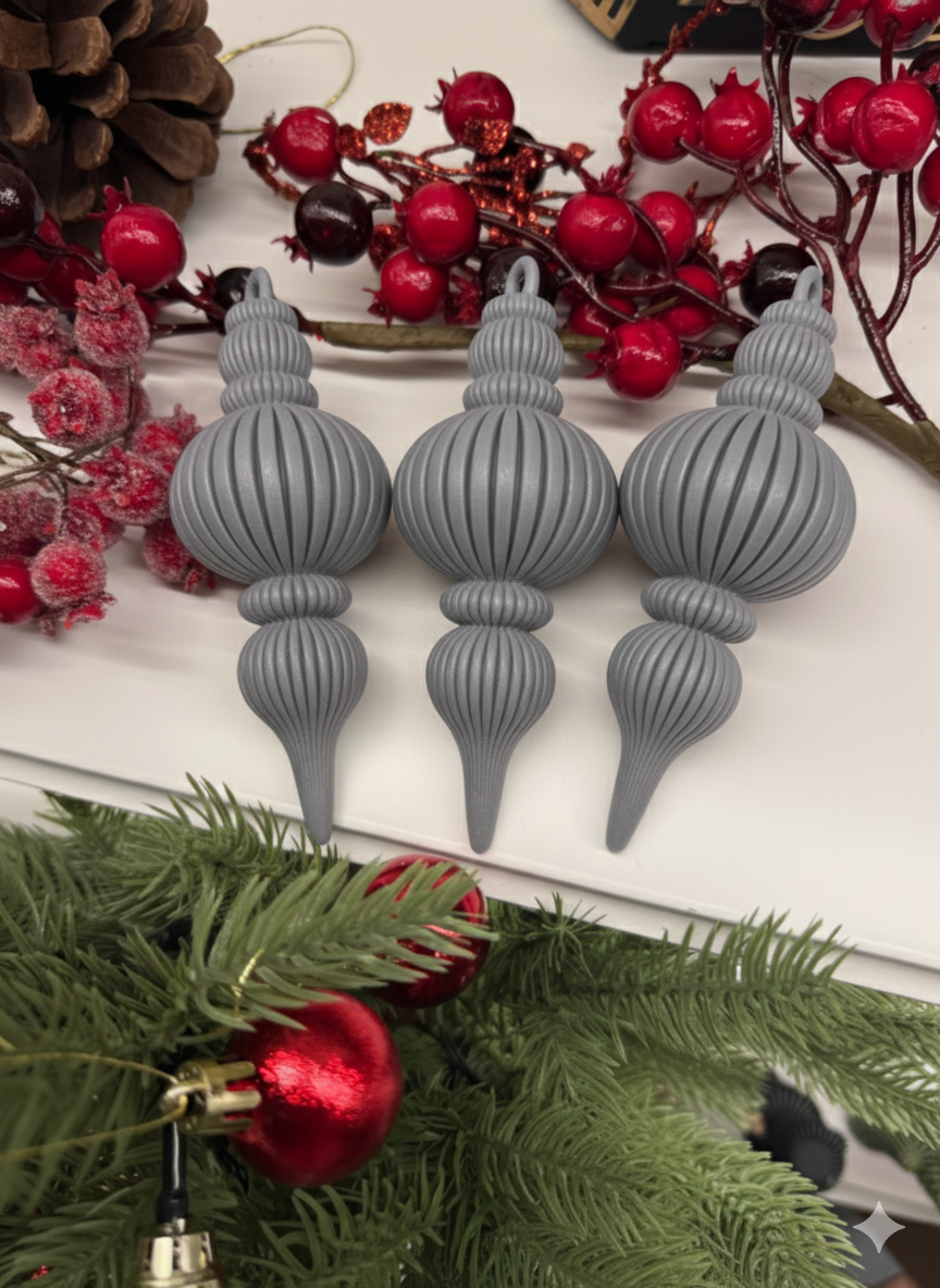 Trzy Świąteczne Bombki